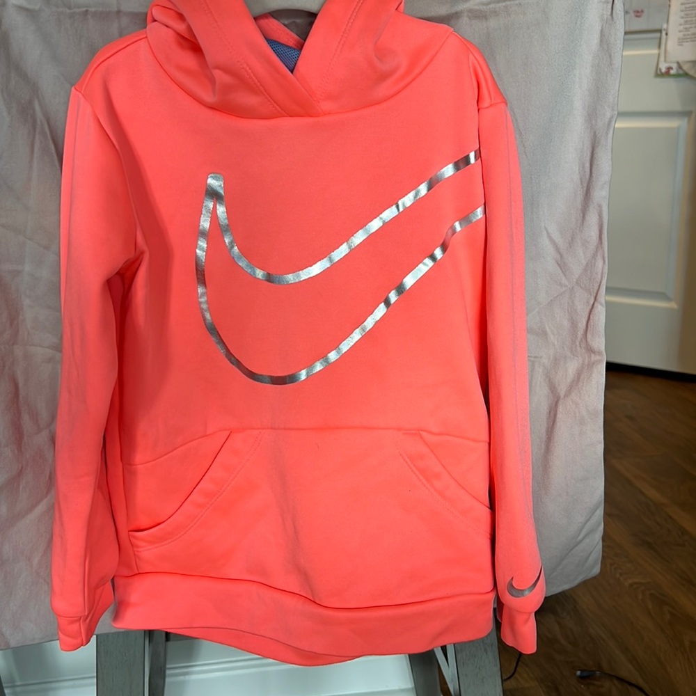 Girls Nike Dry-fit hoodie - sz 4